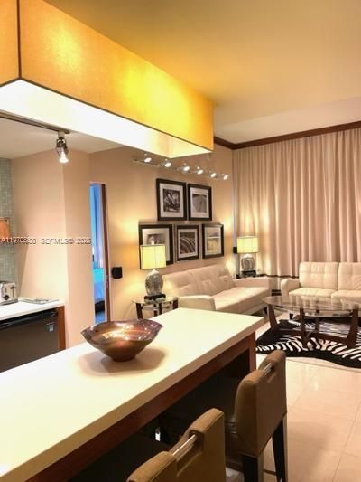 6801 Collins Ave, Unit 209, Miami Beach, FL 33141 Photo