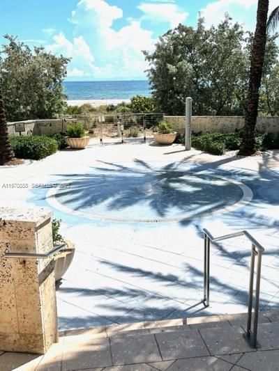 6801 Collins Ave, Unit 209, Miami Beach, FL 33141 Photo