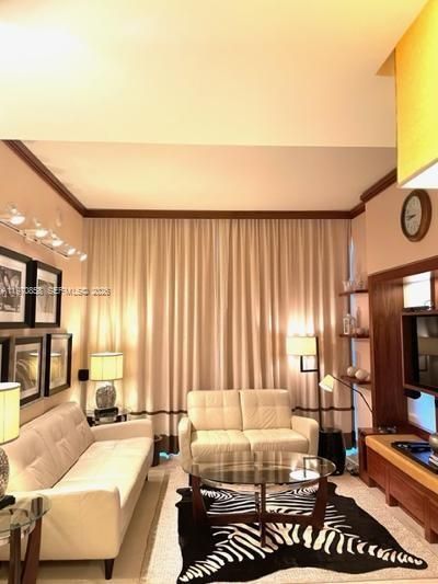 6801 Collins Ave, Unit 209, Miami Beach, FL 33141 Photo