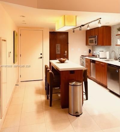 6801 Collins Ave, Unit 209, Miami Beach, FL 33141 Photo
