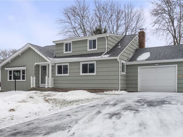 11 Ventura Road, Rochester, NY 14624