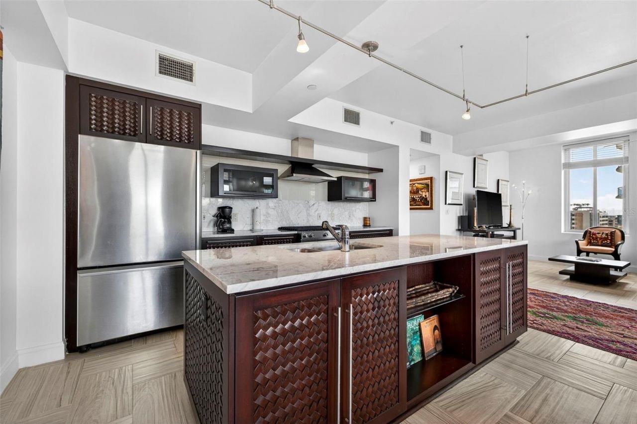 405 Central Avenue, Unit 600, Saint Petersburg, FL 33701 Photo