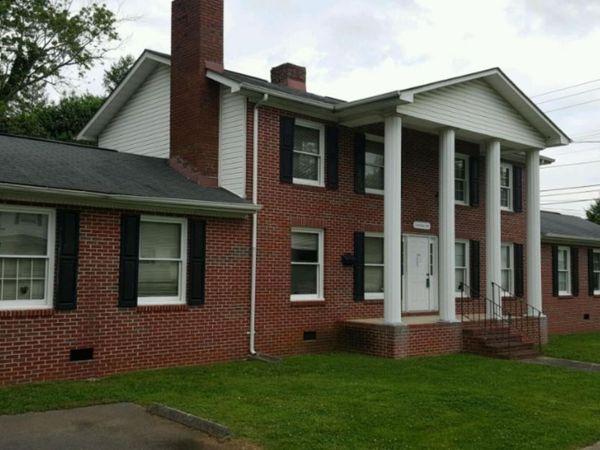 240 W Tennessee Ave, Oak Ridge, TN 37830