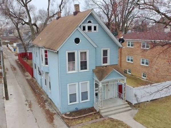5317 W Ferdinand Street, Chicago, IL 60644