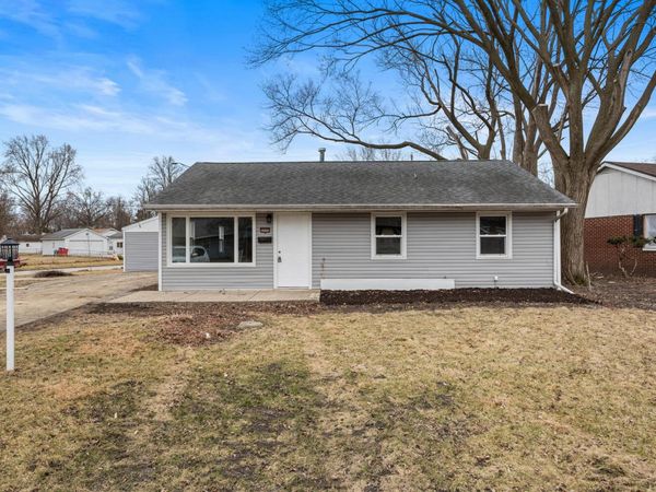 1501 Holly Hill Drive, Champaign, IL 61821