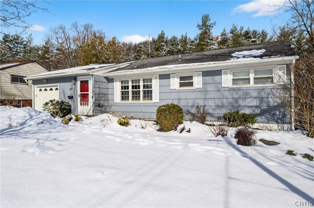 107 Sherbrooke Road, Syracuse, NY 13214 Main Photo