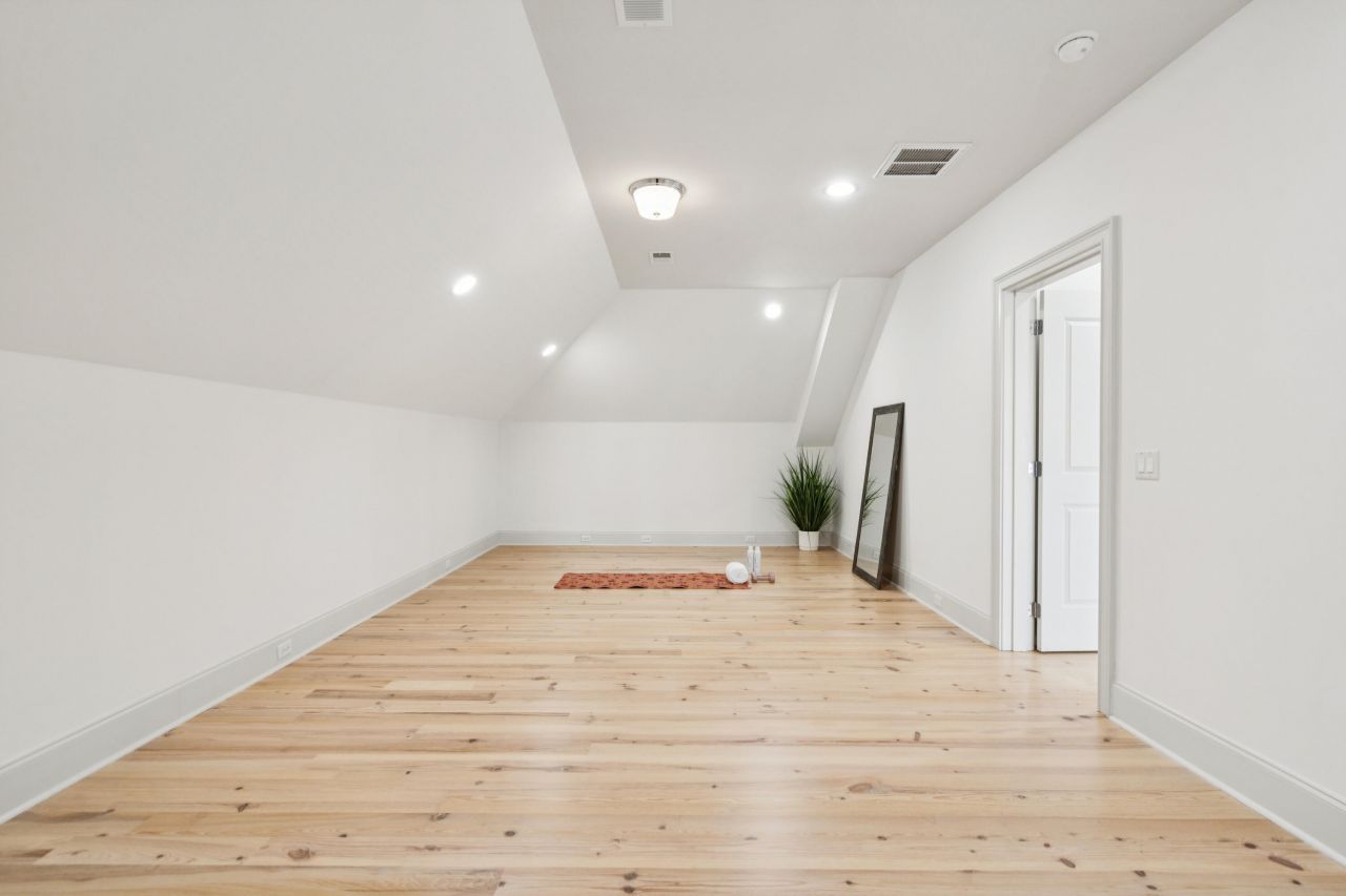 217 Amberjack Lane Photo 37