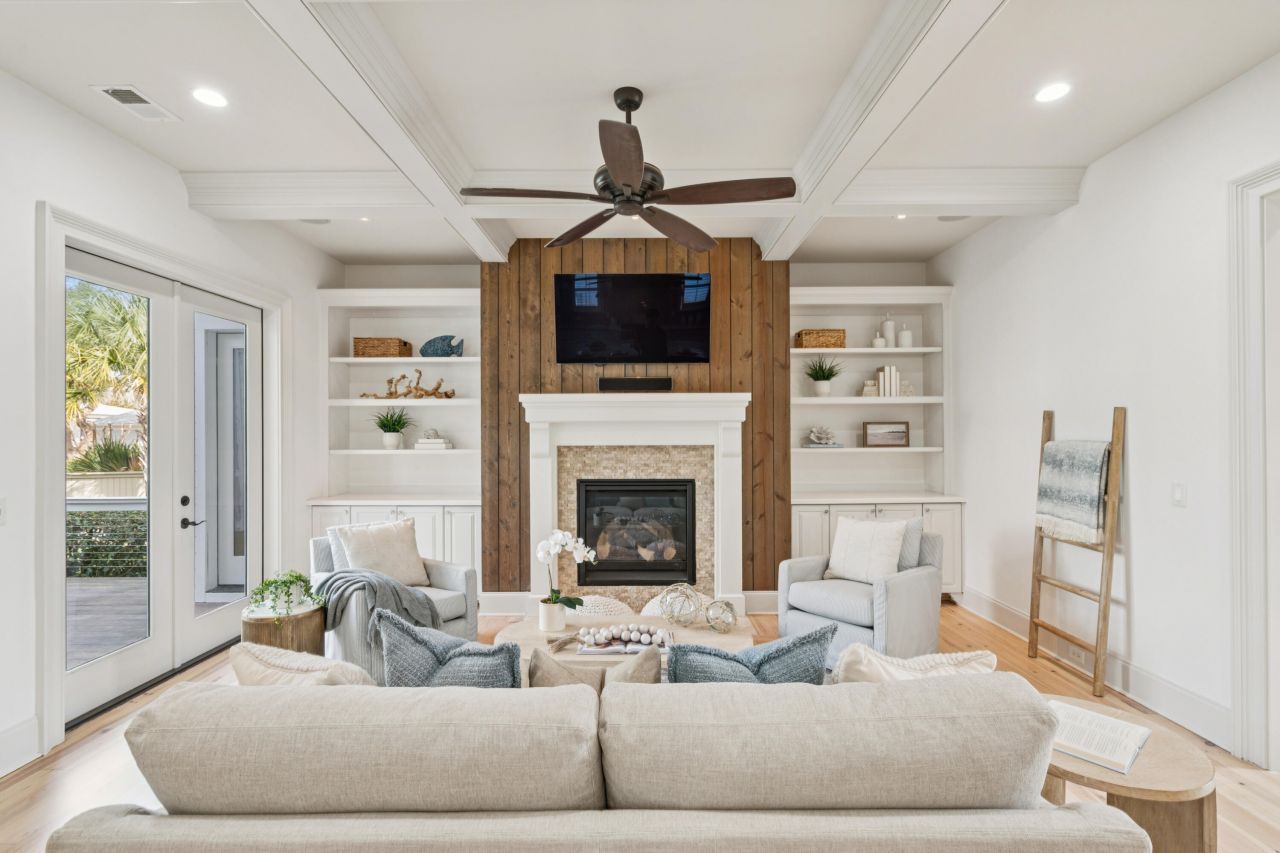 217 Amberjack Lane Photo 8