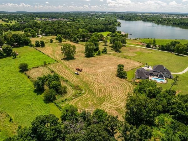 TBD E Lake Road, Elm Springs, AR 72762