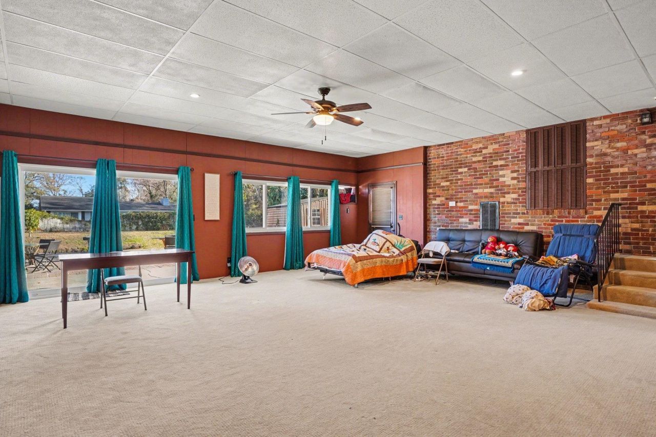 6204 Sancindy Ln.  Photo 10