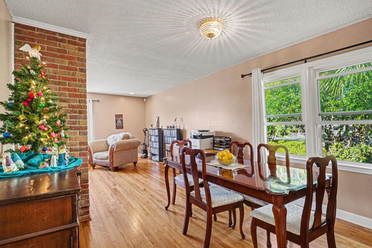 6204 Sancindy Ln.  Photo 4