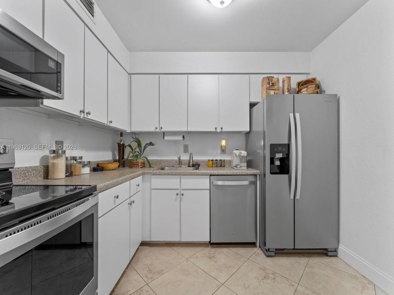 5020 NW 79th Ave , Unit 303, Doral, FL 33166 Photo