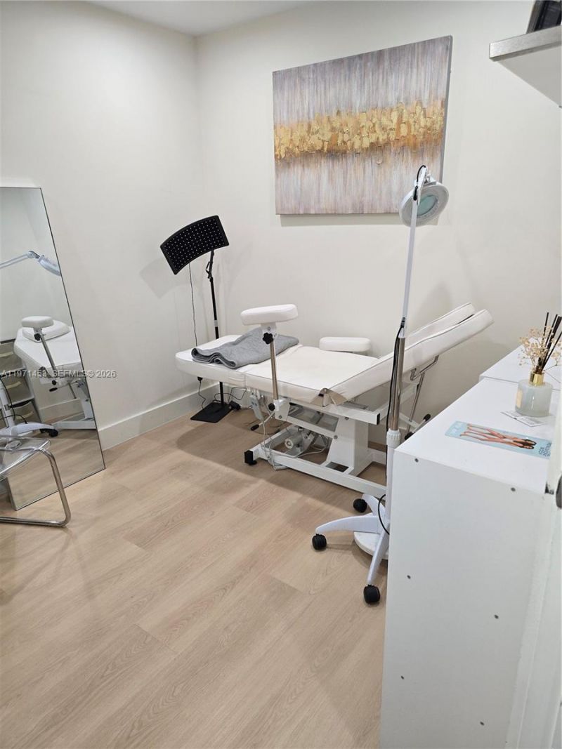 7245 SW 57th Ct, South Miami, FL 33143 Photo