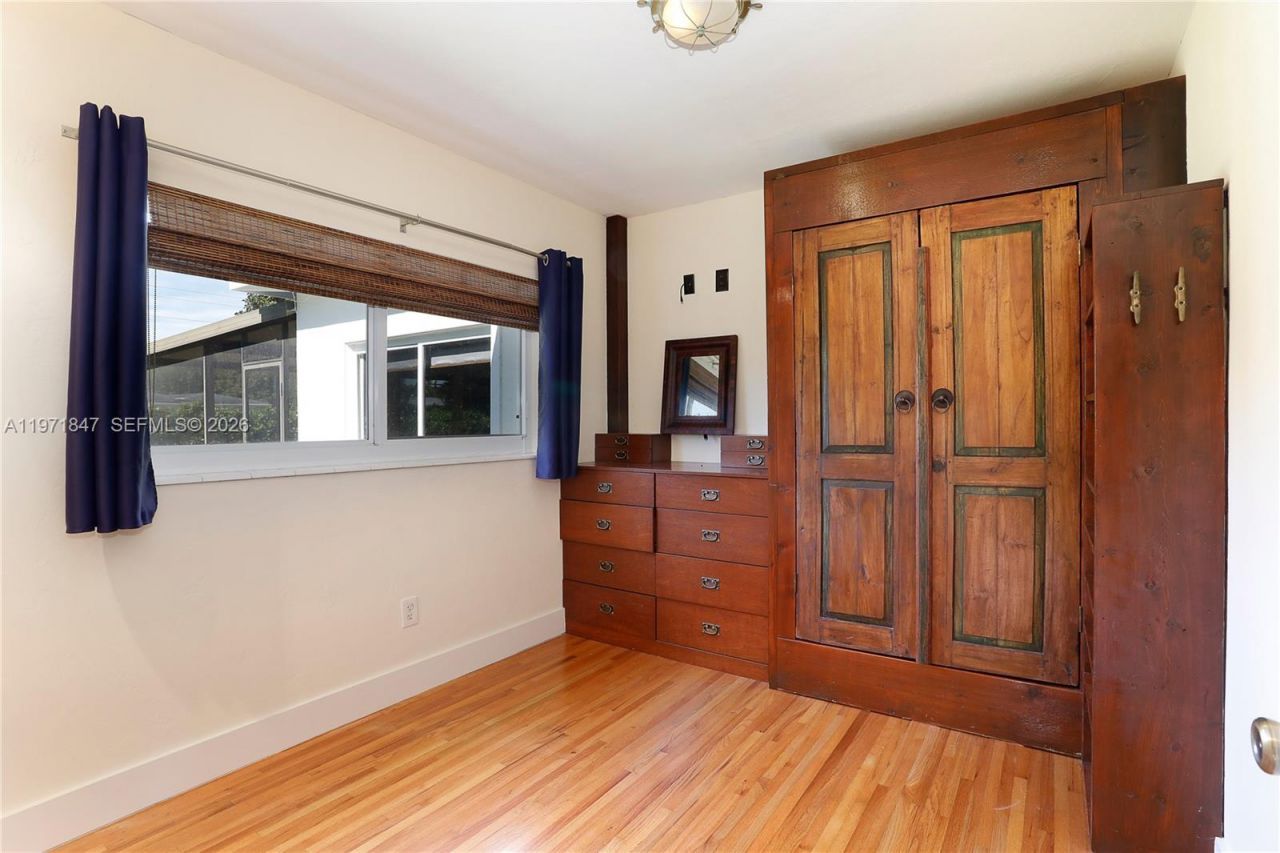 8300 SW 61st Ave, South Miami, FL 33143 Photo