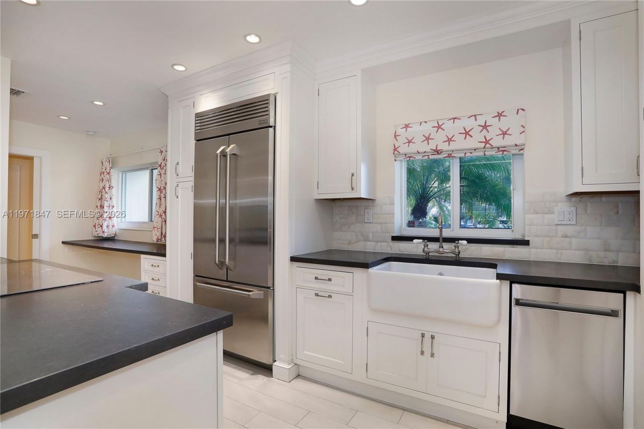 8300 SW 61st Ave, South Miami, FL 33143 Photo