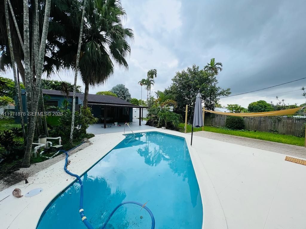 14825 Garden Dr , Miami, FL 33168 Photo