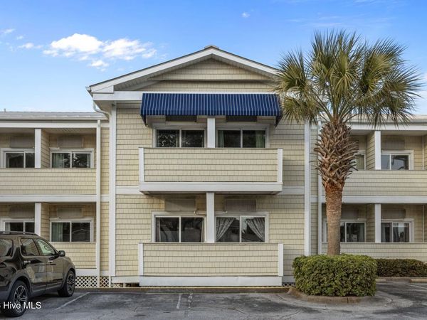 602 W Fort Macon Road, Unit 115, Atlantic Beach, NC 28512