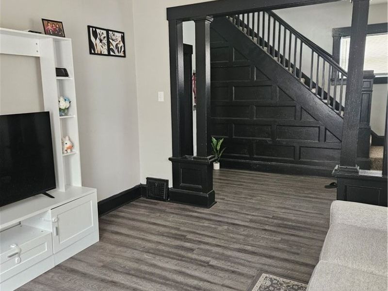 1003 Sherlock Place NE, Canton, OH 44714 Photo 3