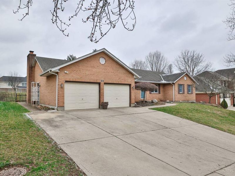 30 Stablegate Court, Fairfield, OH 45014 Photo 2