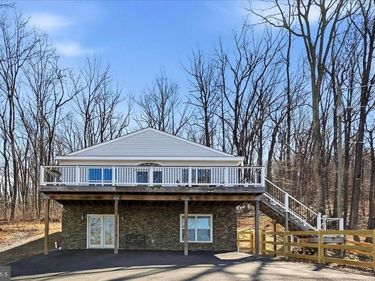 500 DELICIOUS ROAD, LINDEN, VA 22642