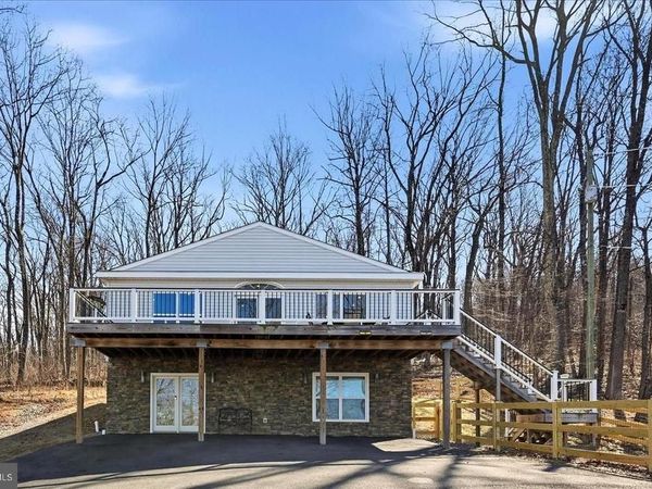 500 DELICIOUS ROAD, LINDEN, VA 22642