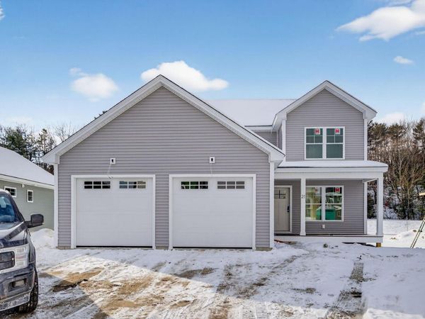 21 Feldspar Lane, Unit 11, Cumberland, ME 04021