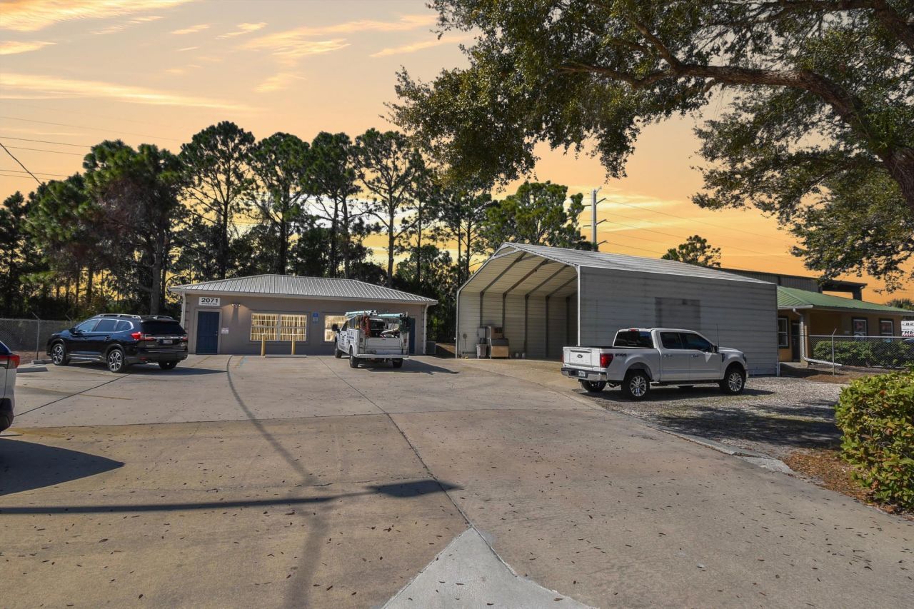 2071 Dobbs Rd, Saint Augustine, FL 32086 Main Photo