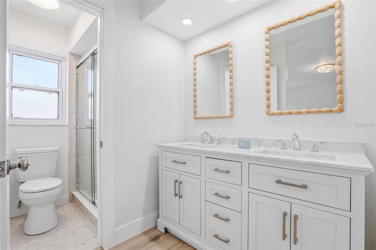 5708 Bayshore Drive, Seminole, FL 33772 Photo