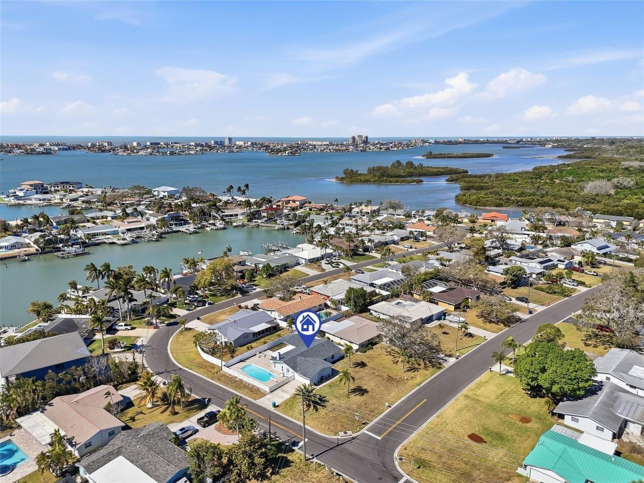 5708 Bayshore Drive, Seminole, FL 33772 Photo