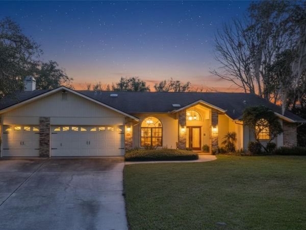 8021 MOONLIGHT LANE, NEW PORT RICHEY, FL 34654