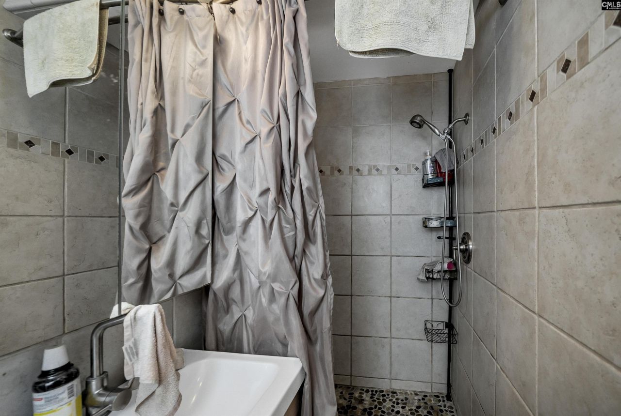 2431 Merry Wood Road Photo 25