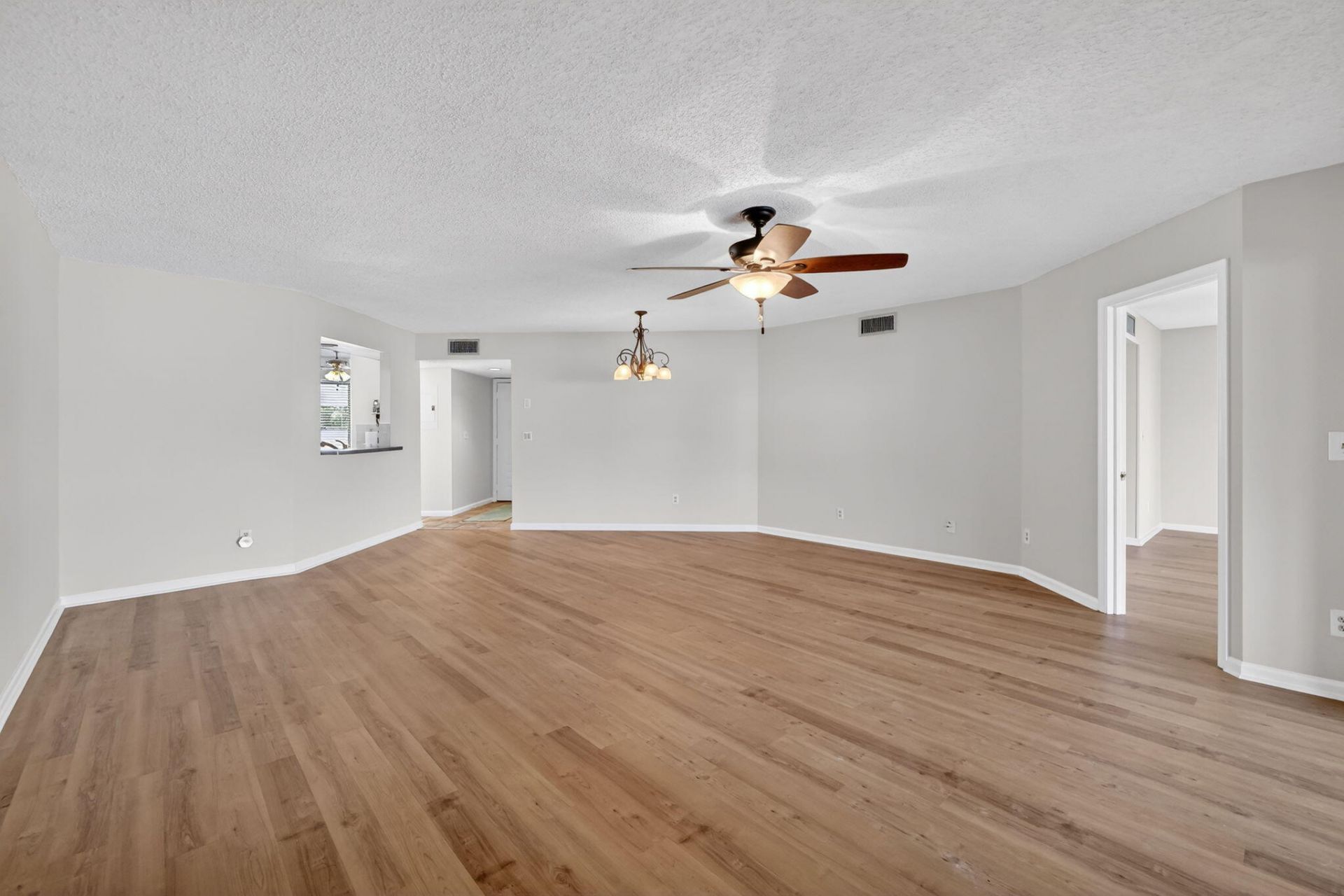 6060 SE Martinique Drive, Unit 103, Stuart, FL 34997 Photo