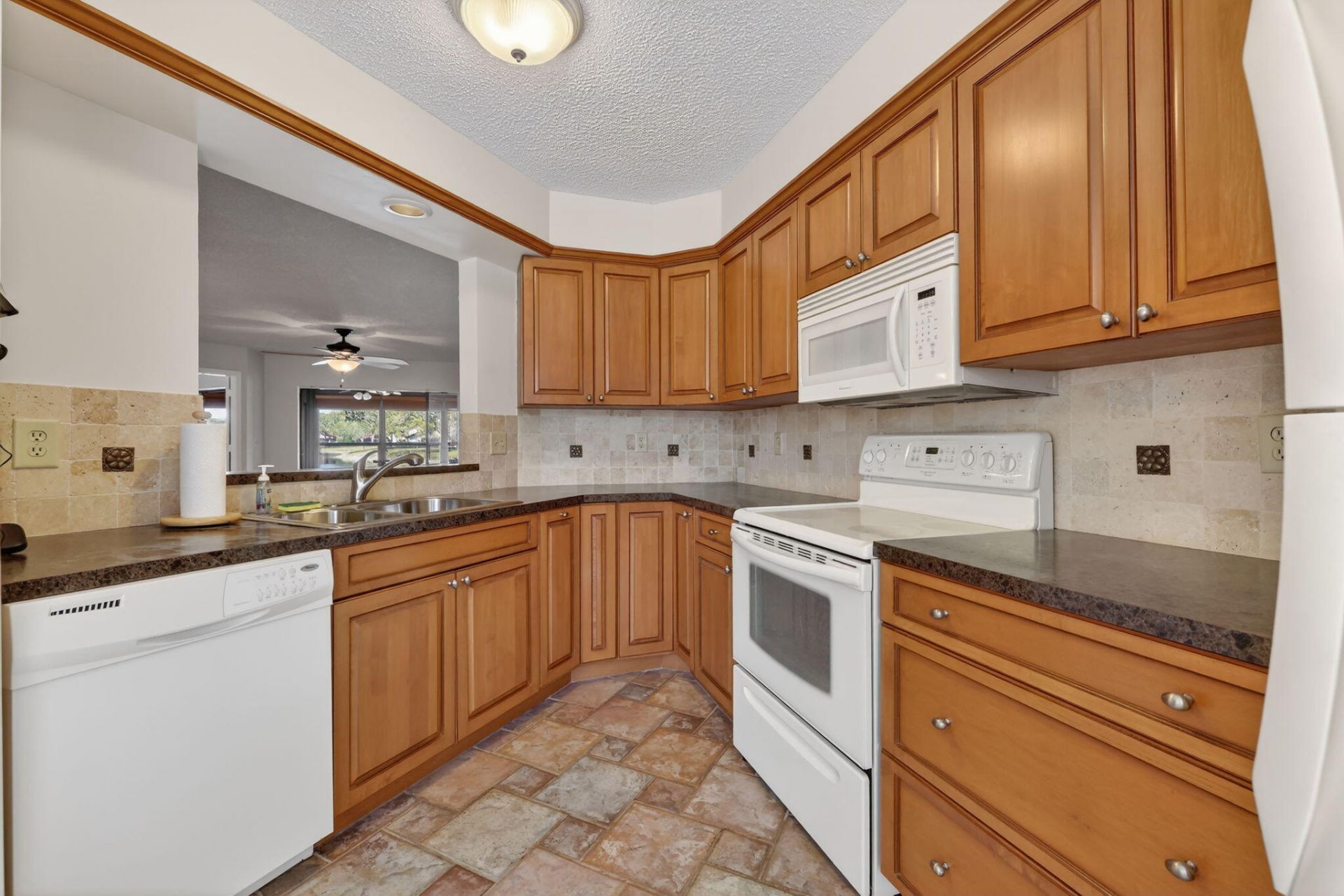 6060 SE Martinique Drive, Unit 103, Stuart, FL 34997 Photo