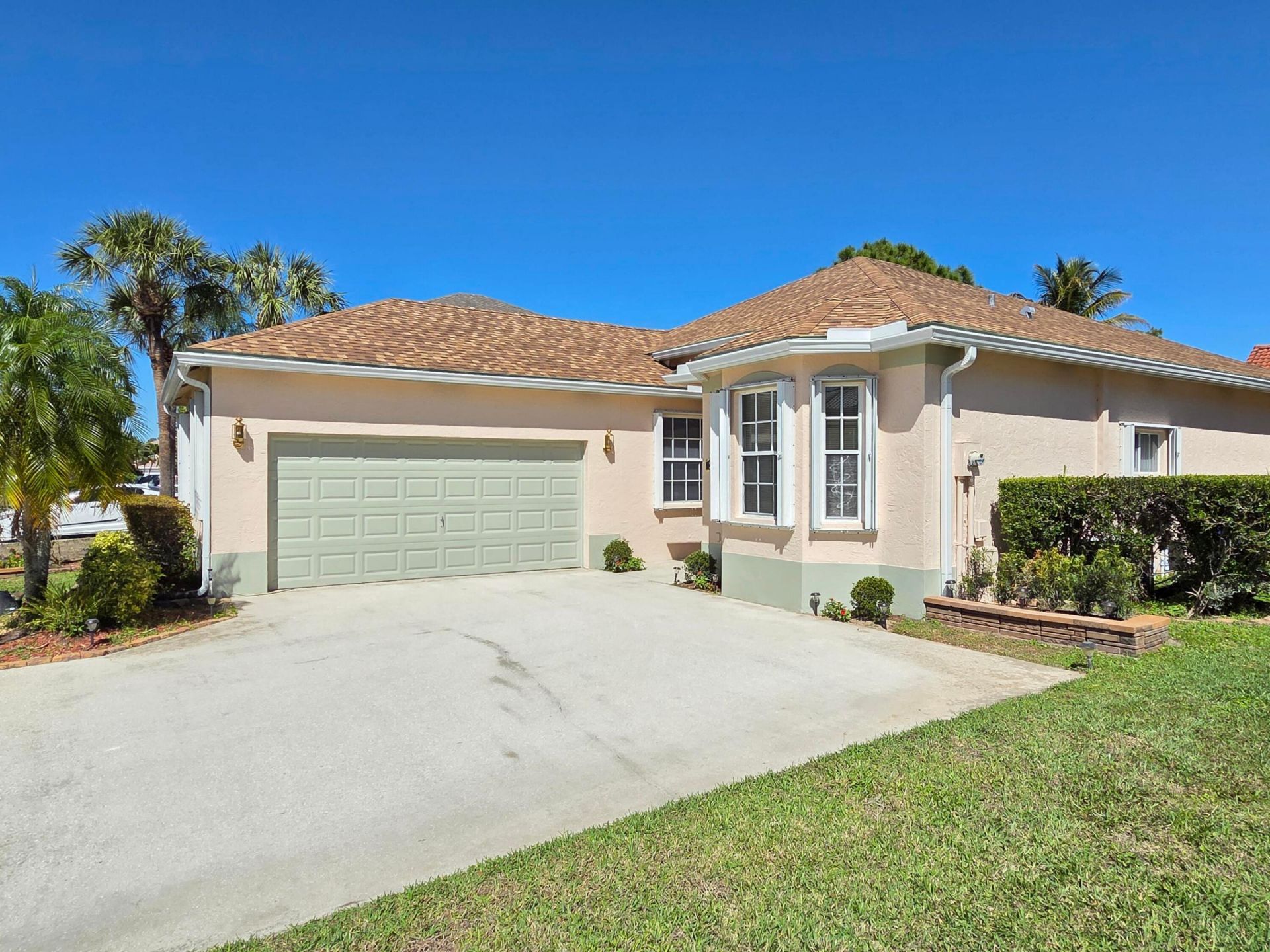 286 Saratoga Boulevard E, Royal Palm Beach, FL 33411 Photo