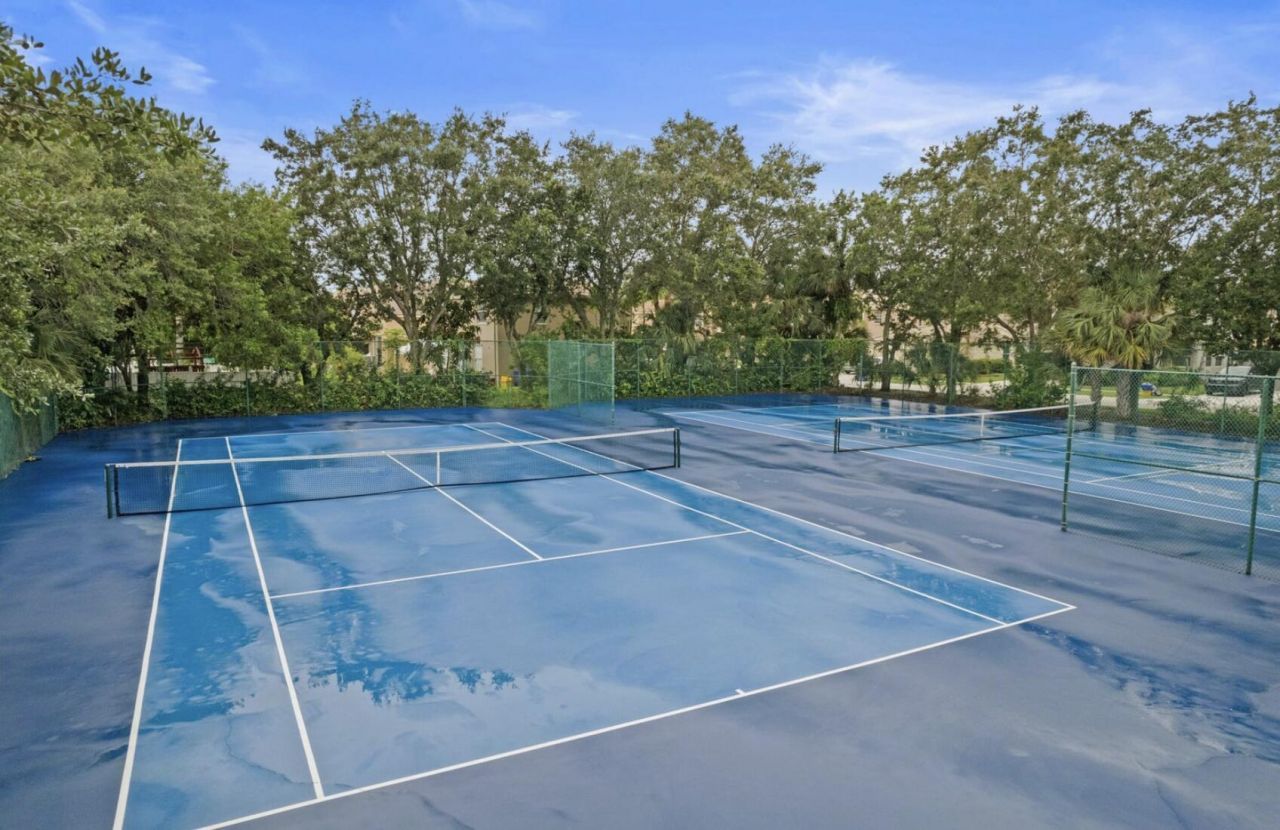 286 Saratoga Boulevard E, Royal Palm Beach, FL 33411 Photo