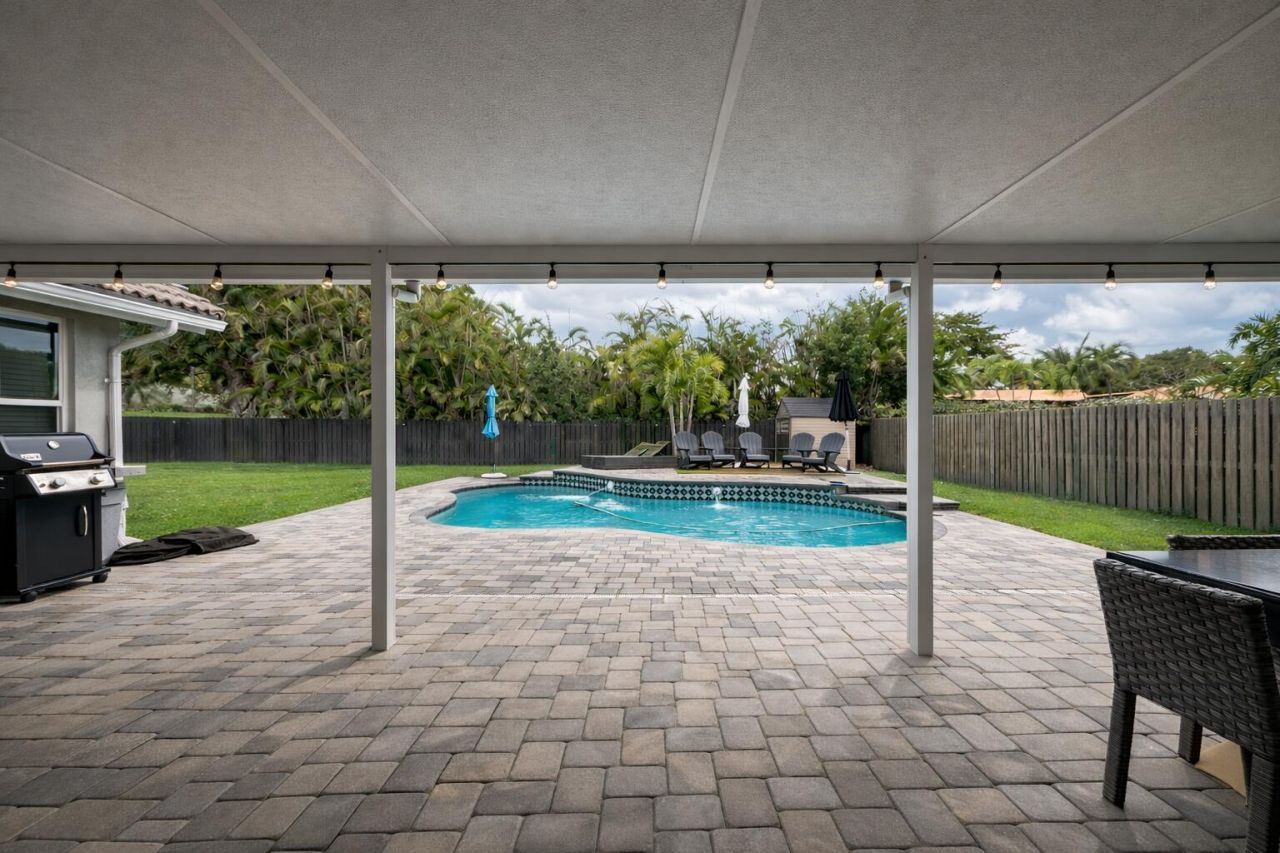 832 NW 108th Lane, Coral Springs, FL 33071 Photo