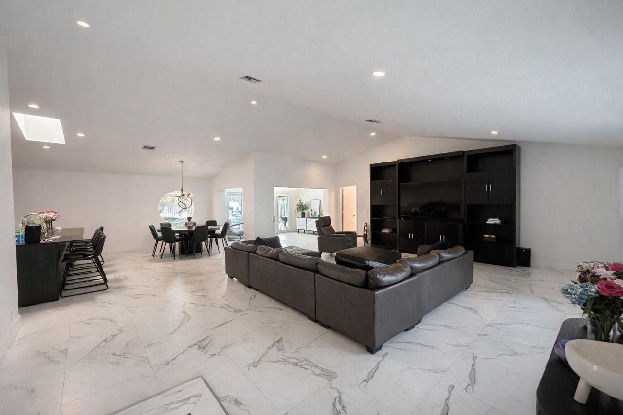 832 NW 108th Lane, Coral Springs, FL 33071 Photo