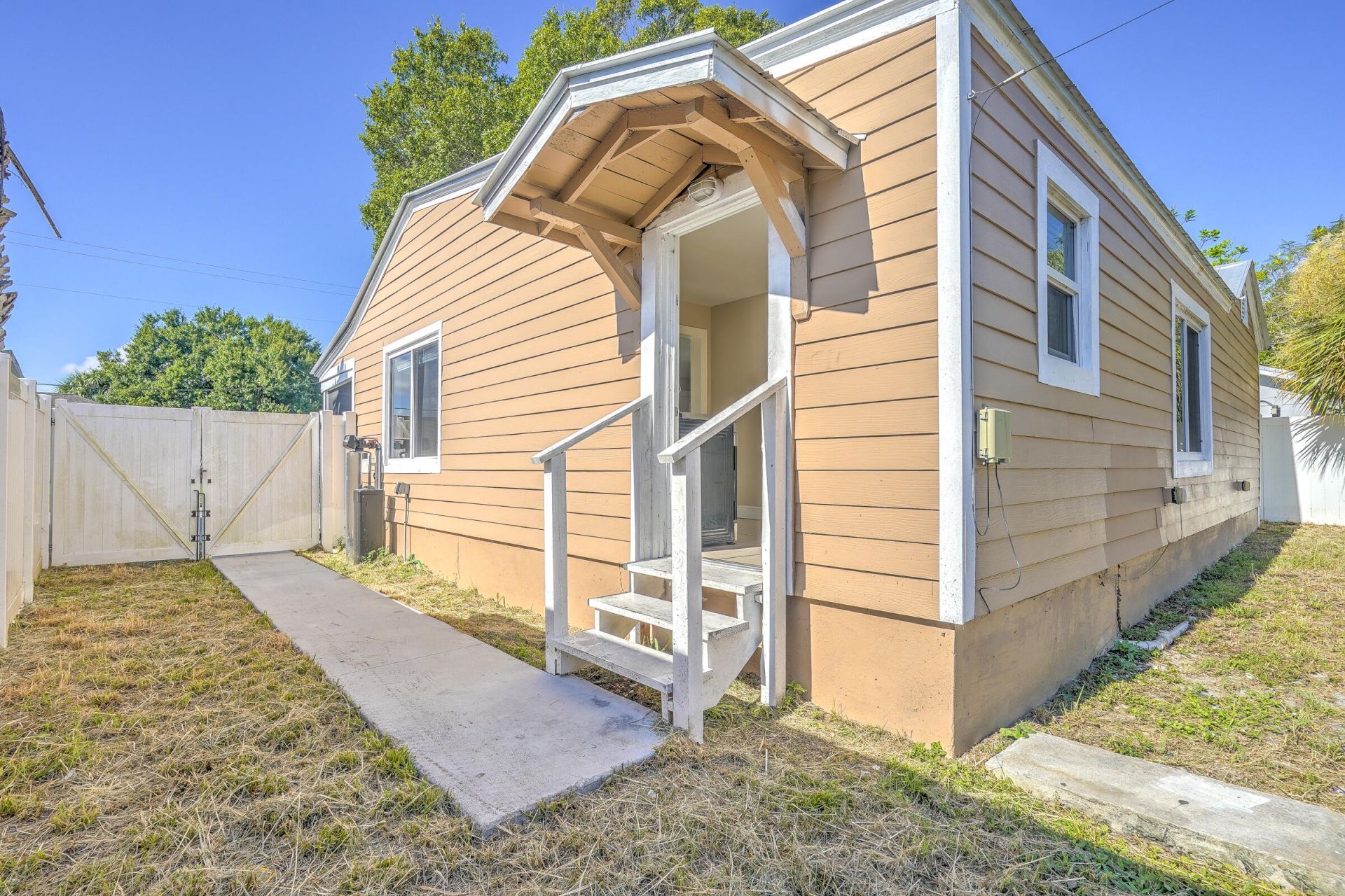 1204 Easter Avenue, Fort Pierce, FL 34950 Photo