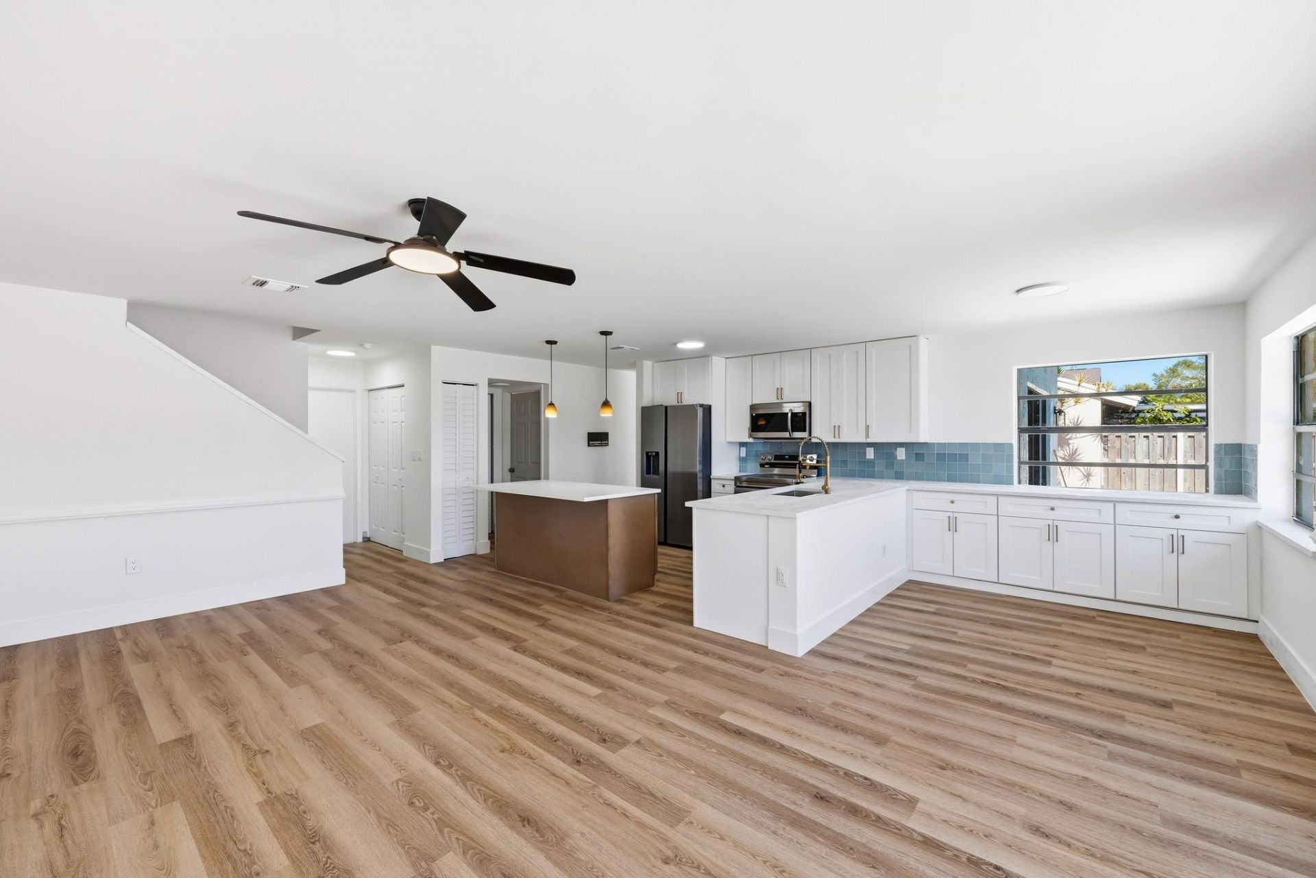 820 Rock Hill Avenue, Davie, FL 33325 Photo