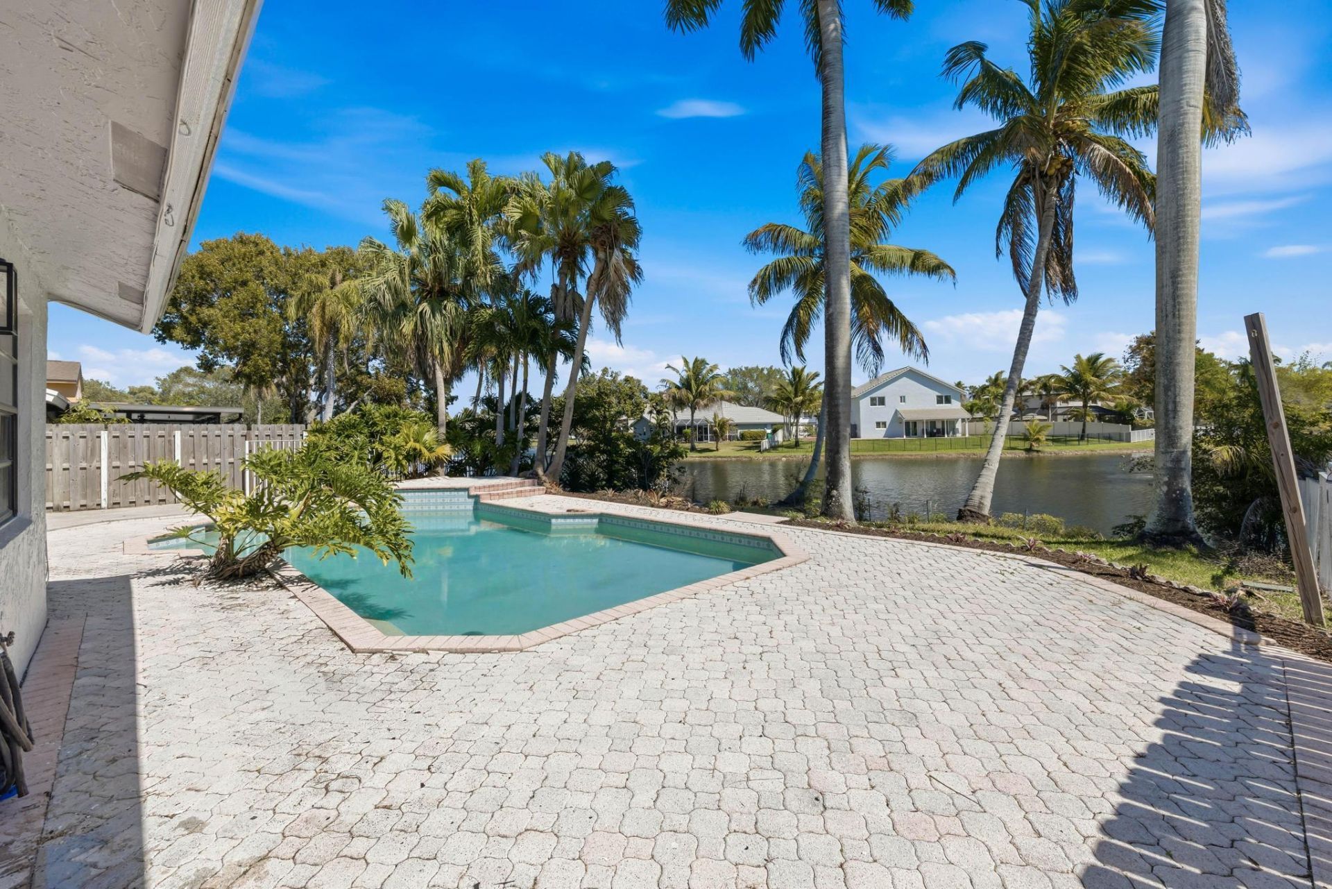 820 Rock Hill Avenue, Davie, FL 33325 Photo