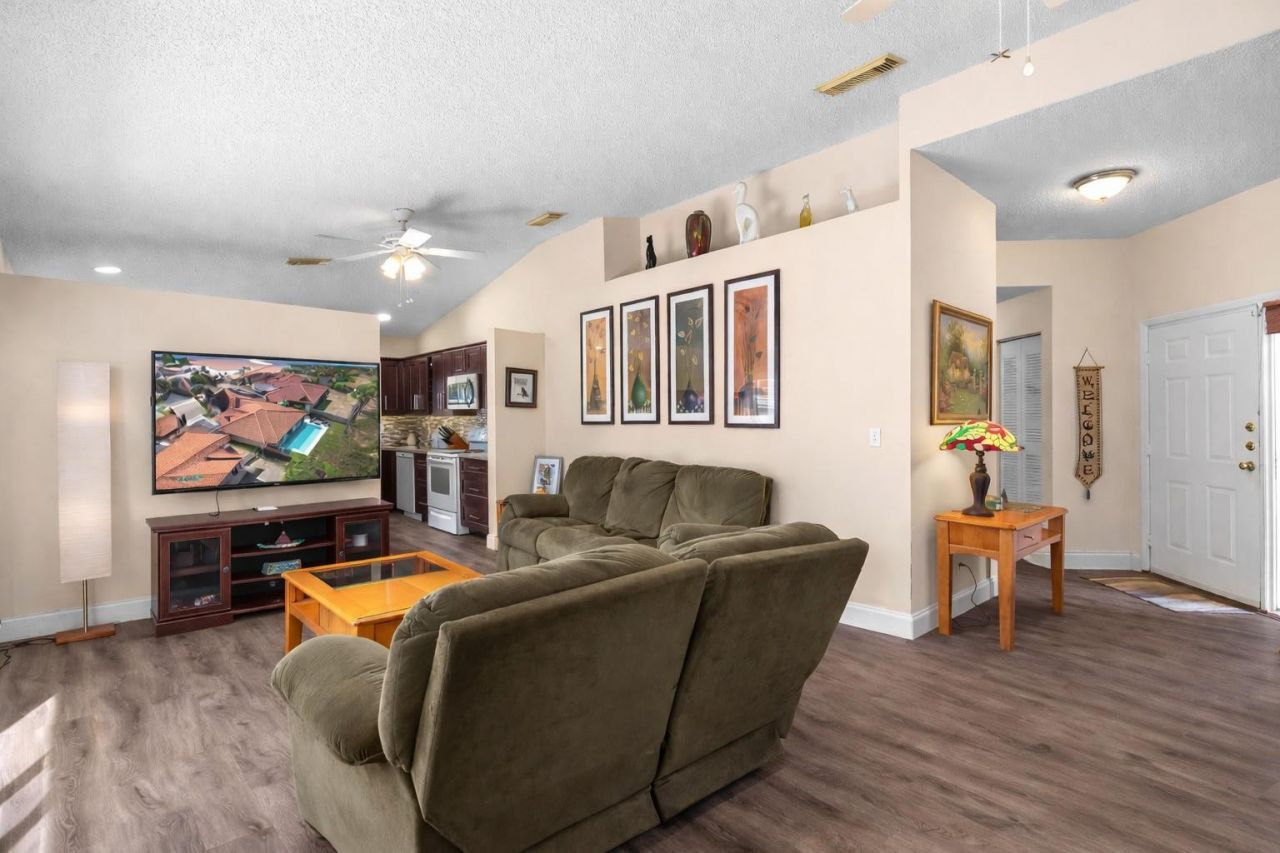 4755 NW 7th Manor, Coconut Creek, FL 33063 Photo