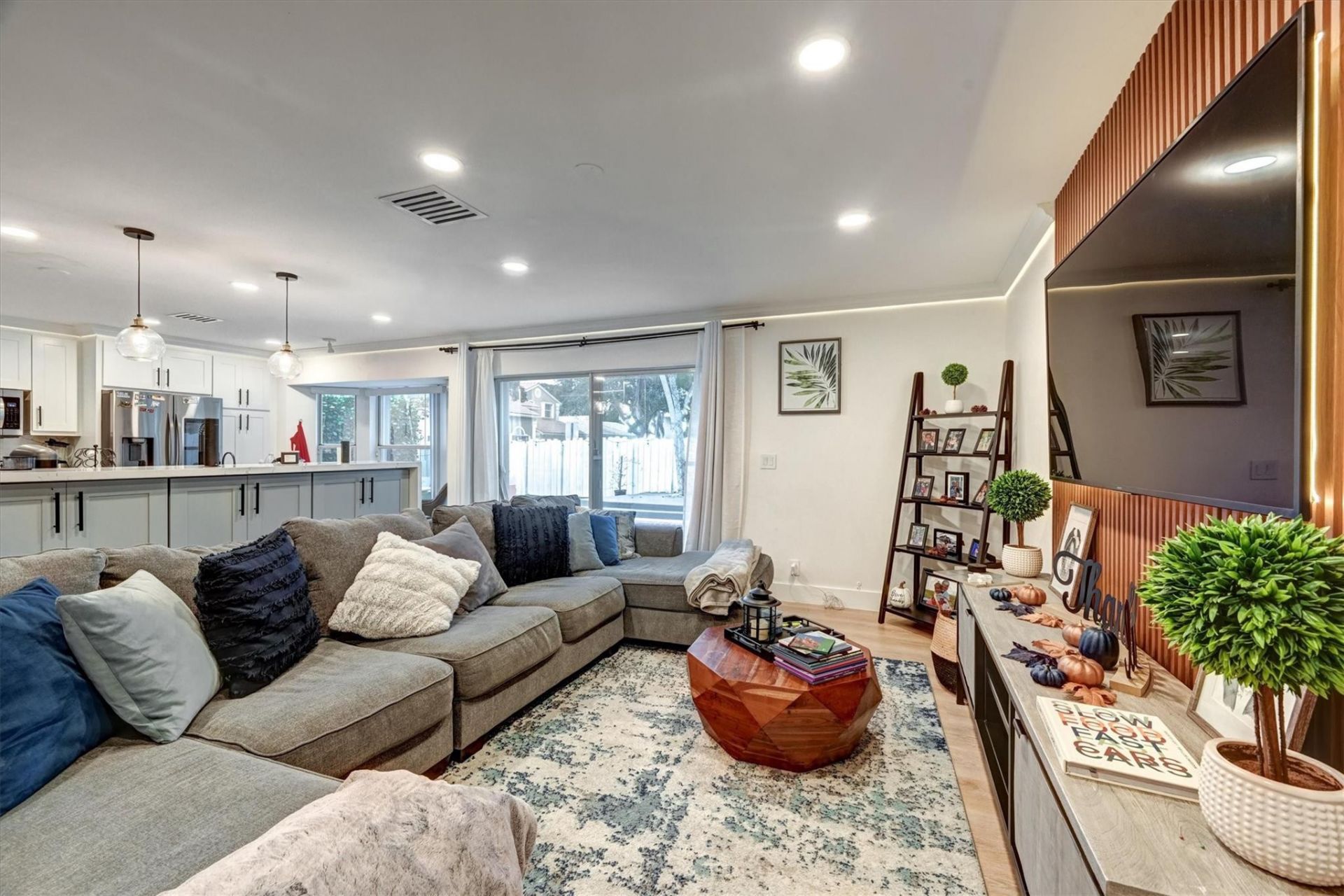 9581 NW 9th Court, Plantation, FL 33324 Photo