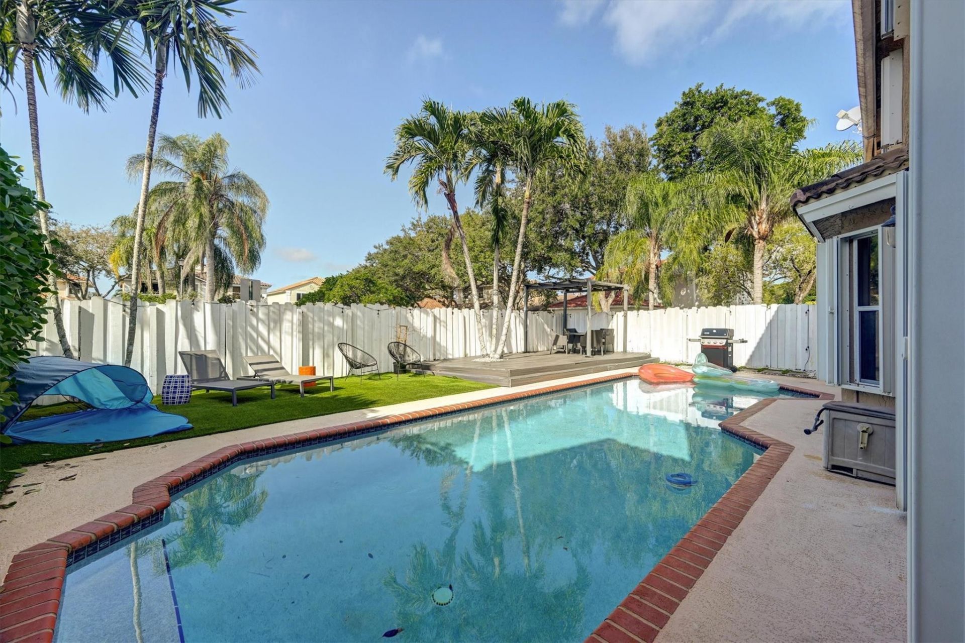 9581 NW 9th Court, Plantation, FL 33324 Photo