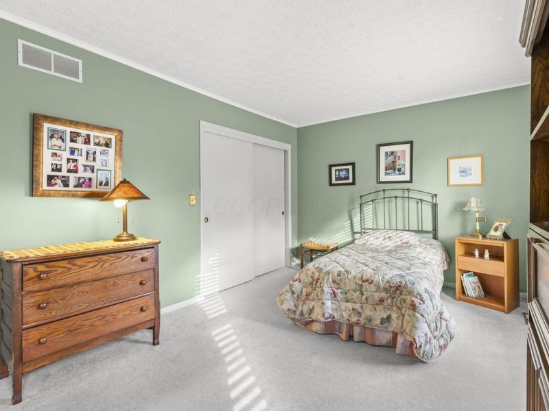 3172 Walden Ravines, Columbus, OH 43221 Photo 32