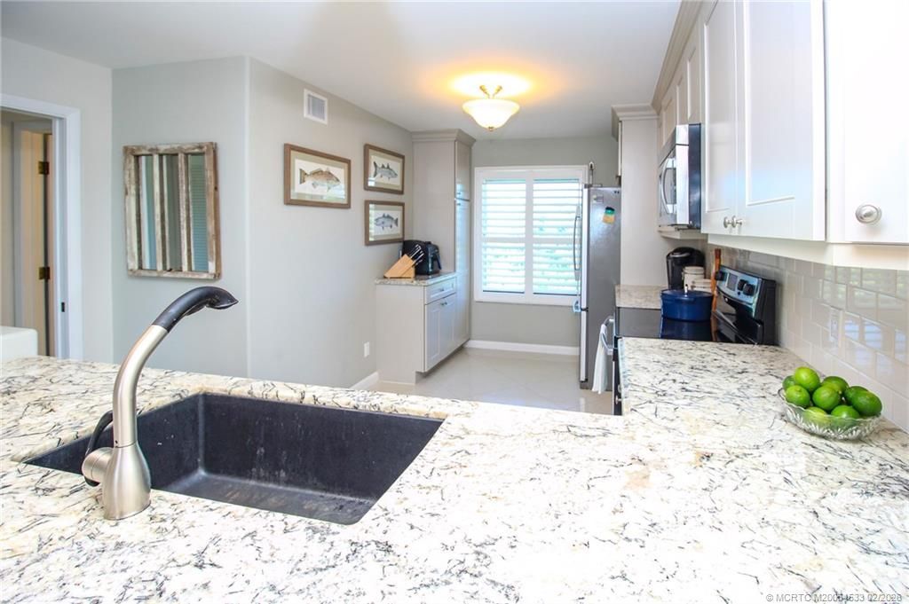 4680 NE Sandpebble Trace, Unit 301, Stuart, FL 34996 Photo
