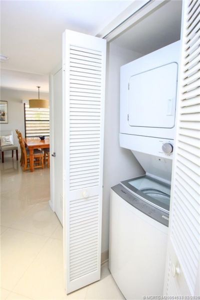 4680 NE Sandpebble Trace, Unit 301, Stuart, FL 34996 Photo