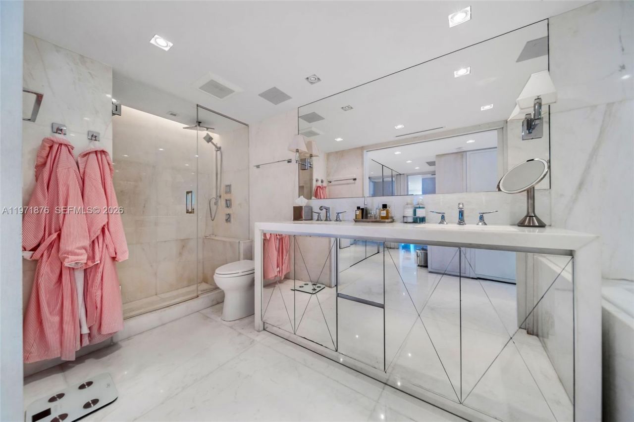 11 Island Ave , Unit 1511, Miami Beach, FL 33139 Photo