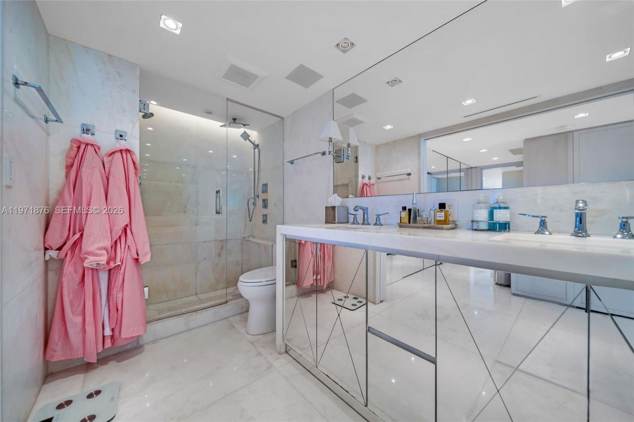 11 Island Ave , Unit 1511, Miami Beach, FL 33139 Photo