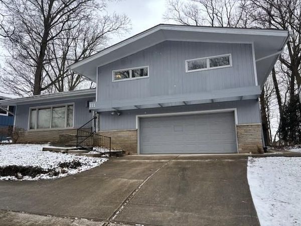 111 Ironwood Drive, West Carrollton, OH 45449