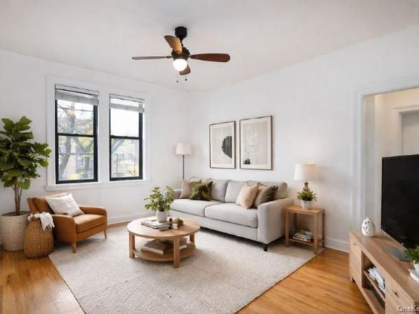 11525 Metropolitan Avenue , Unit 233, Kew Gardens, NY 11418